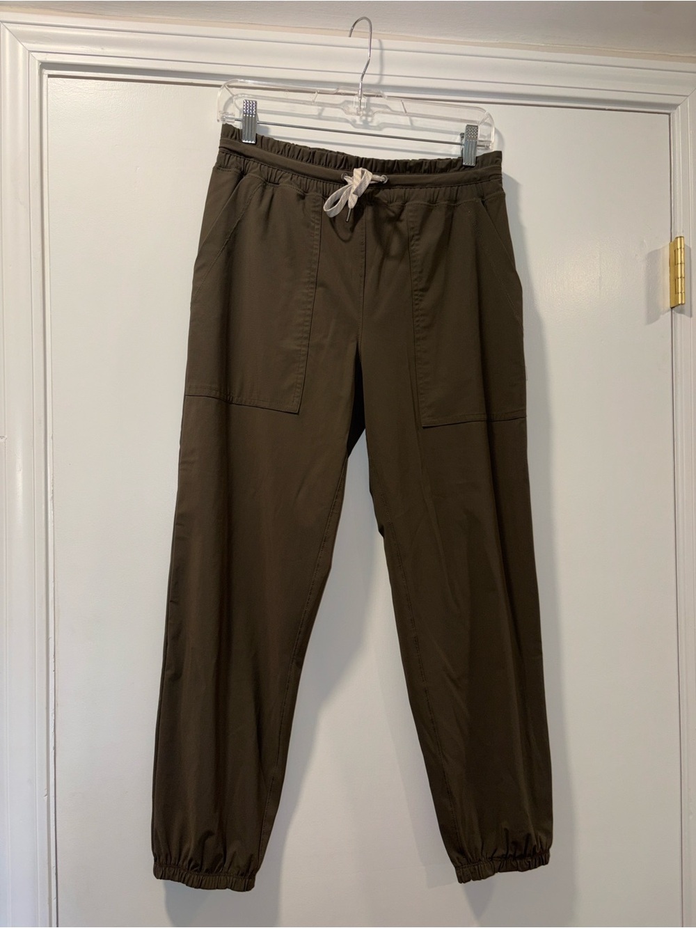 Women’s Vuori Olive Green Drawstring Joggers
